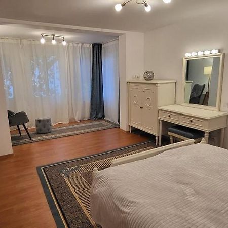 Cotroceni Accommodations Upstairs Bucareste Exterior foto